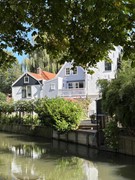 Jan Nieuwenhuizenplein 15, 1135 WT Edam - achtergevel van af de gracht genomen .JPG